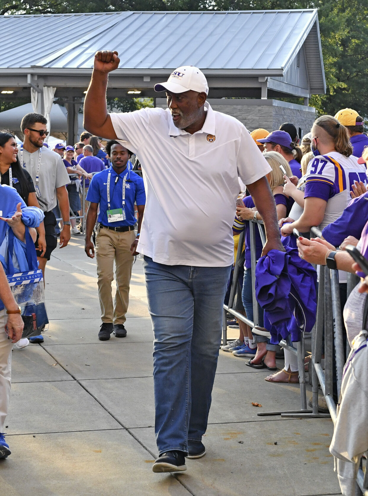 lsukentucky.101021 HS 523.JPG